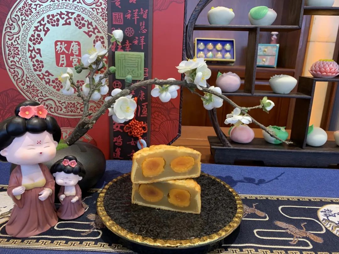 唐樂宮中秋月餅全網(wǎng)預售，重磅新品貓山王榴蓮冰皮月餅首發(fā)