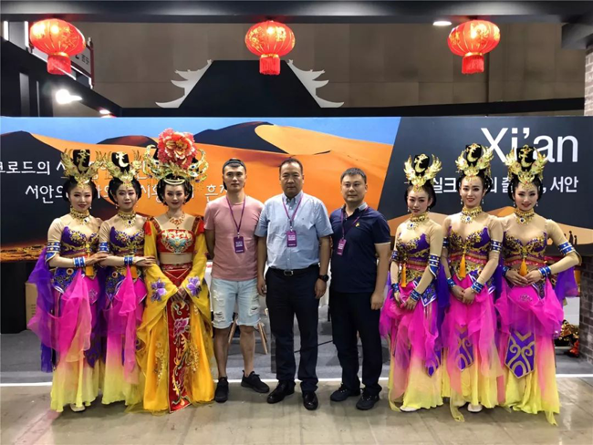 《長(zhǎng)恨歌》再次亮相韓國(guó)哈拿多樂(lè)國(guó)際旅游博覽會(huì)(圖2)