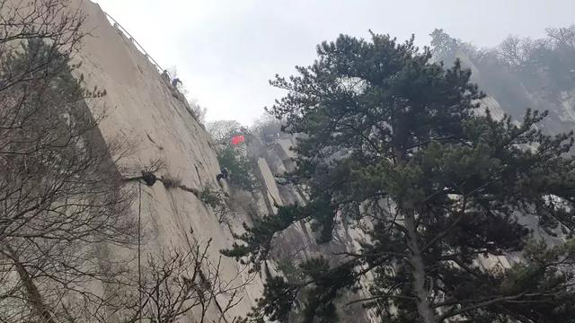 【華山西峰索道】太華索道公司組織干部職工開展學雷鋒志愿服務活動(圖8)