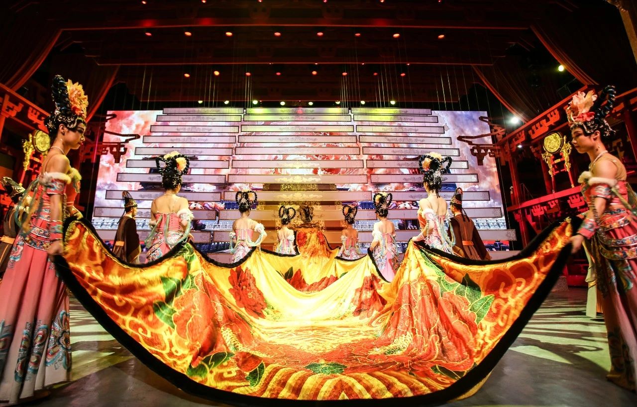 喜迎雙節(jié)丨唐樂宮驚喜不斷，“餅”承心意，以禮相待(圖2)